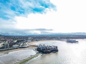 Photo 1- click for photo gallery